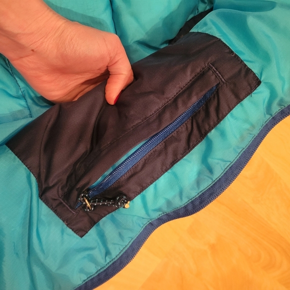 Abercrombie & Fitch Men's Blue Down and Feather Quilted Puffer Vest Size M - Picture 10 of 10